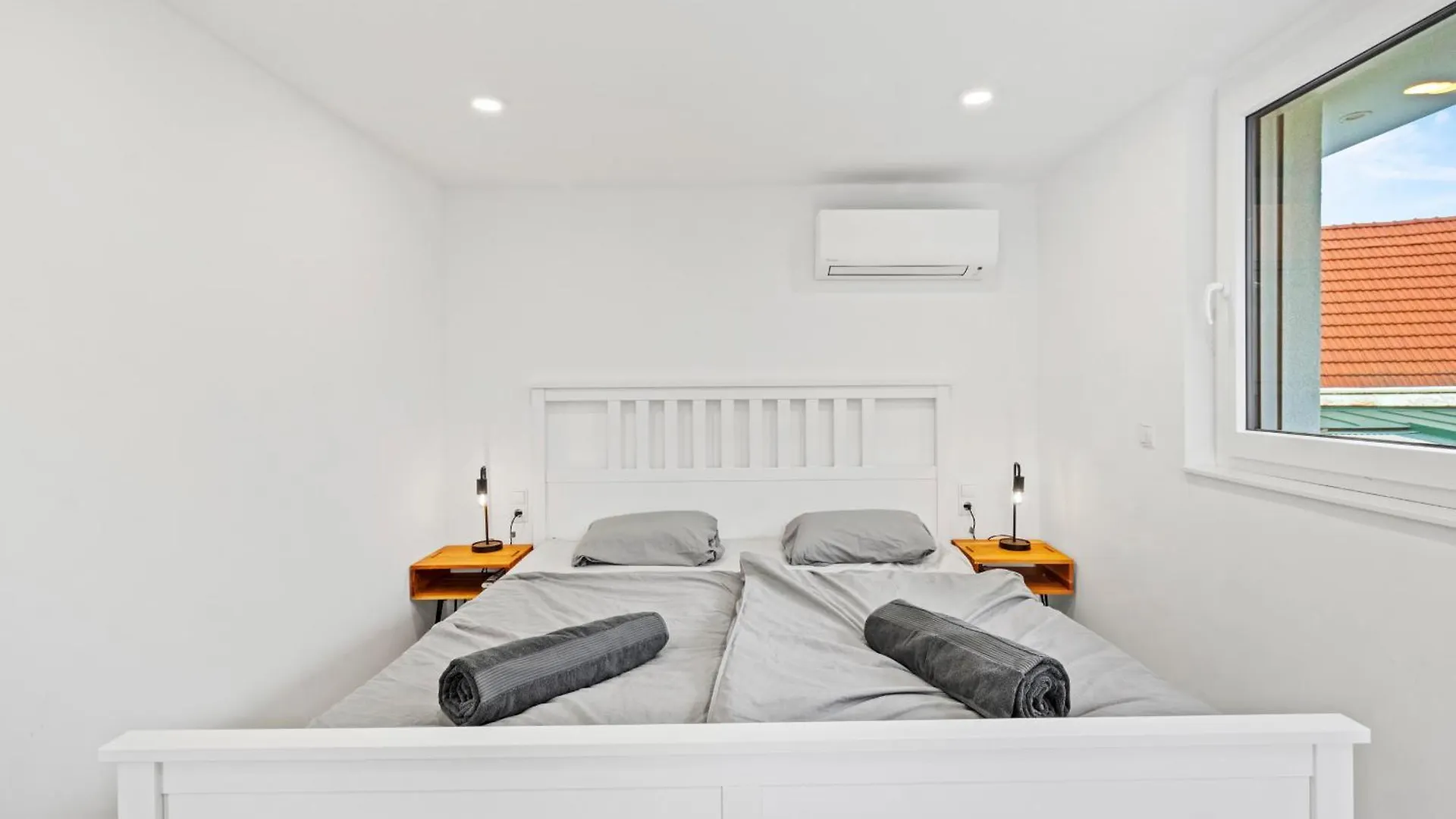 Villa Jaeger Mit Pool In Wien