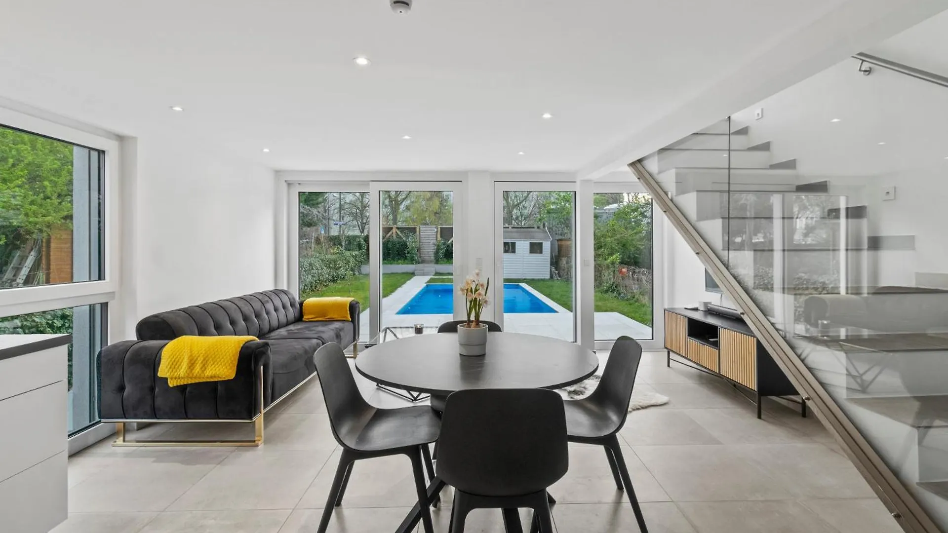 Villa Jaeger Mit Pool In Wien