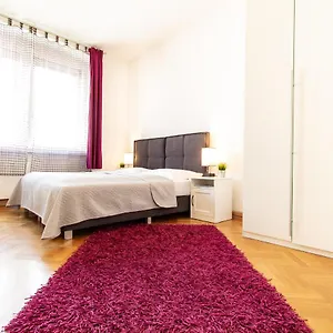 Apartment Mandlgasse I Contactless Check-In Апартаменты