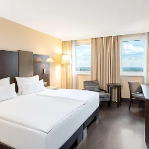 4* מלון Nh Danube